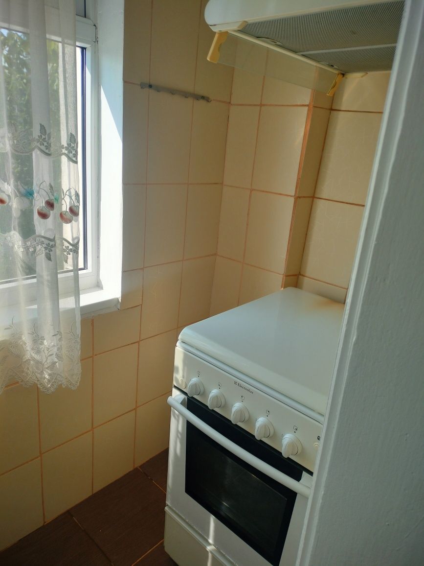Închiriere apartament 2 camere decomandate