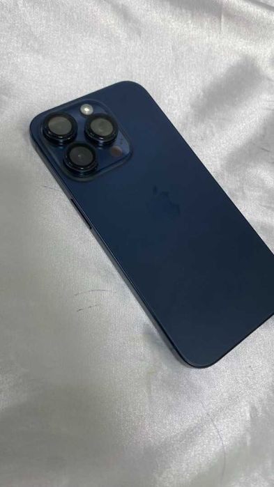 Apple iPhone 15 Pro 256gb ( город Шу ) лот 750768
