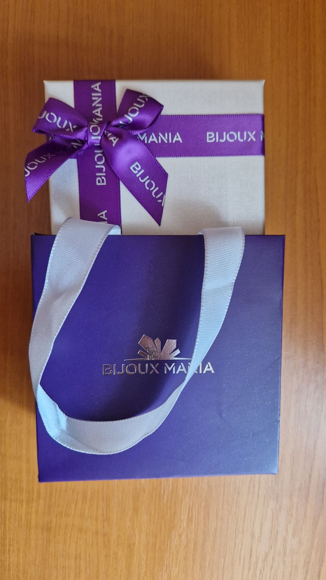 Set bijuterii argint lănțișor si cercei cu Swarovski BijouxMania NOU