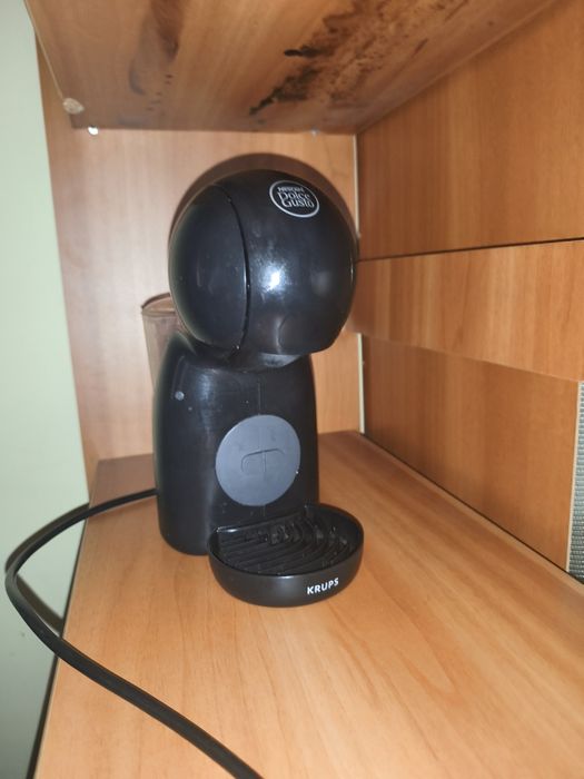 Vând aparat de cafea de la dolce gusto