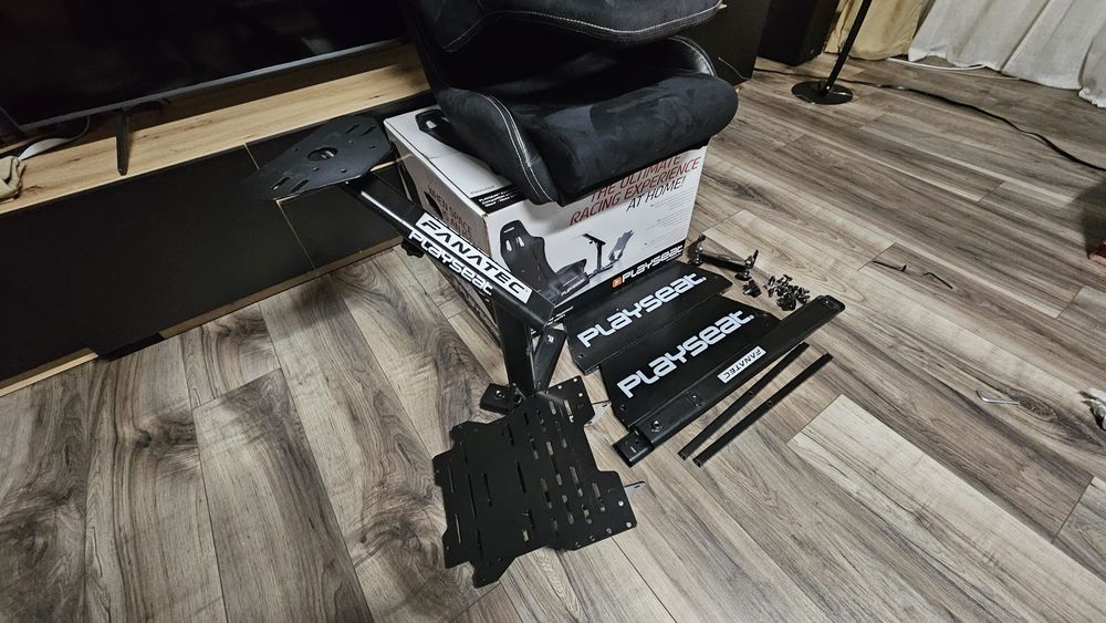 Scaun volan gaming Playseat Evolution Alcantara full box complet