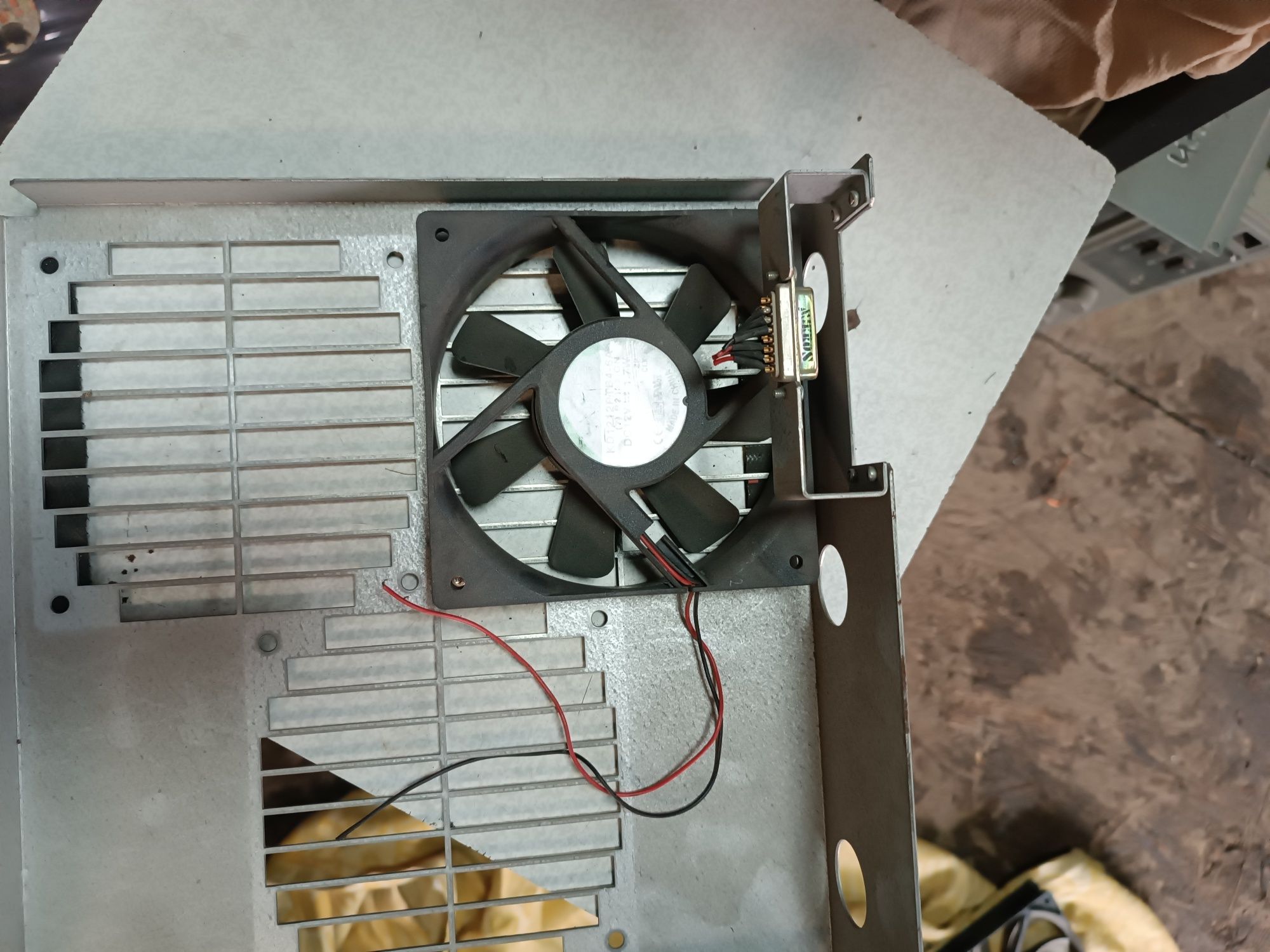 Кулер, вентиляторы 12v -48 v.