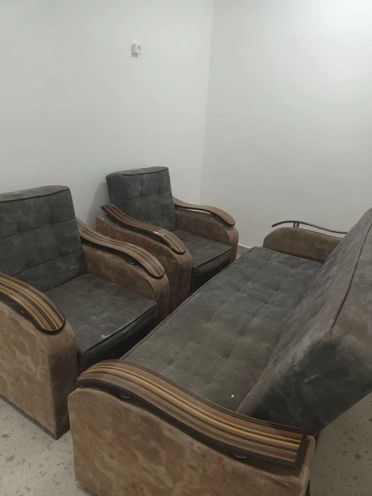 Диван.кресло сотилади