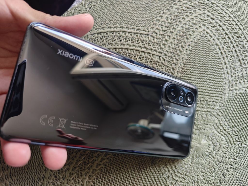 Неизползван | Xiaomi Mi 11i | 8GB RAM | 256GB ROM | Гаранция