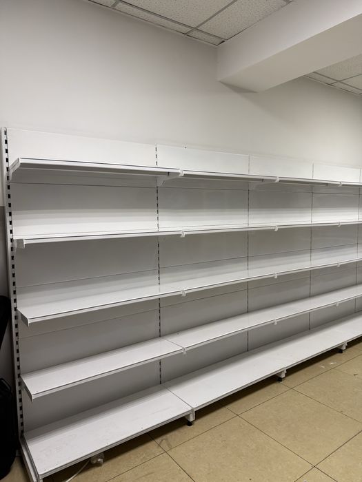 Продам витринные стелажи