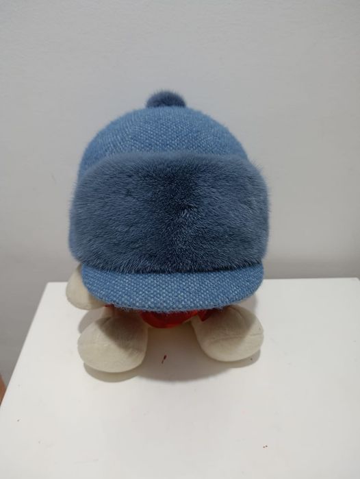 Продам новую женскую шапку