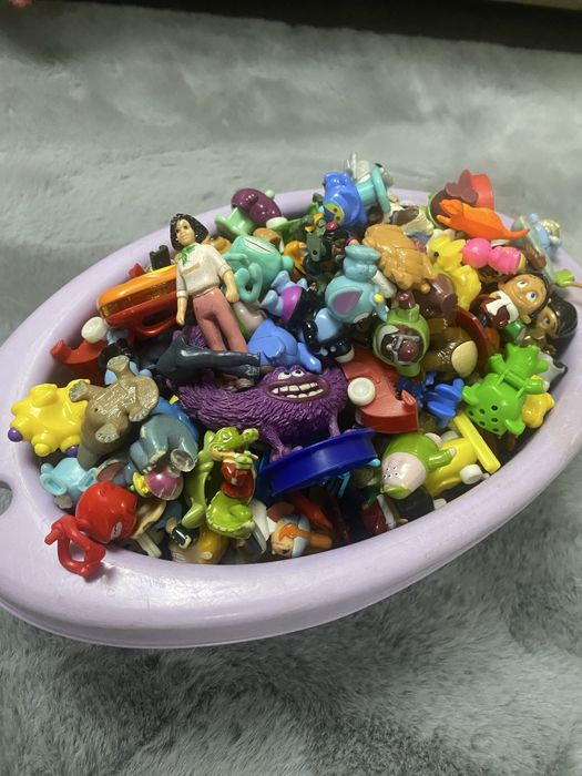 Мини игрушки коллекция ,очень много