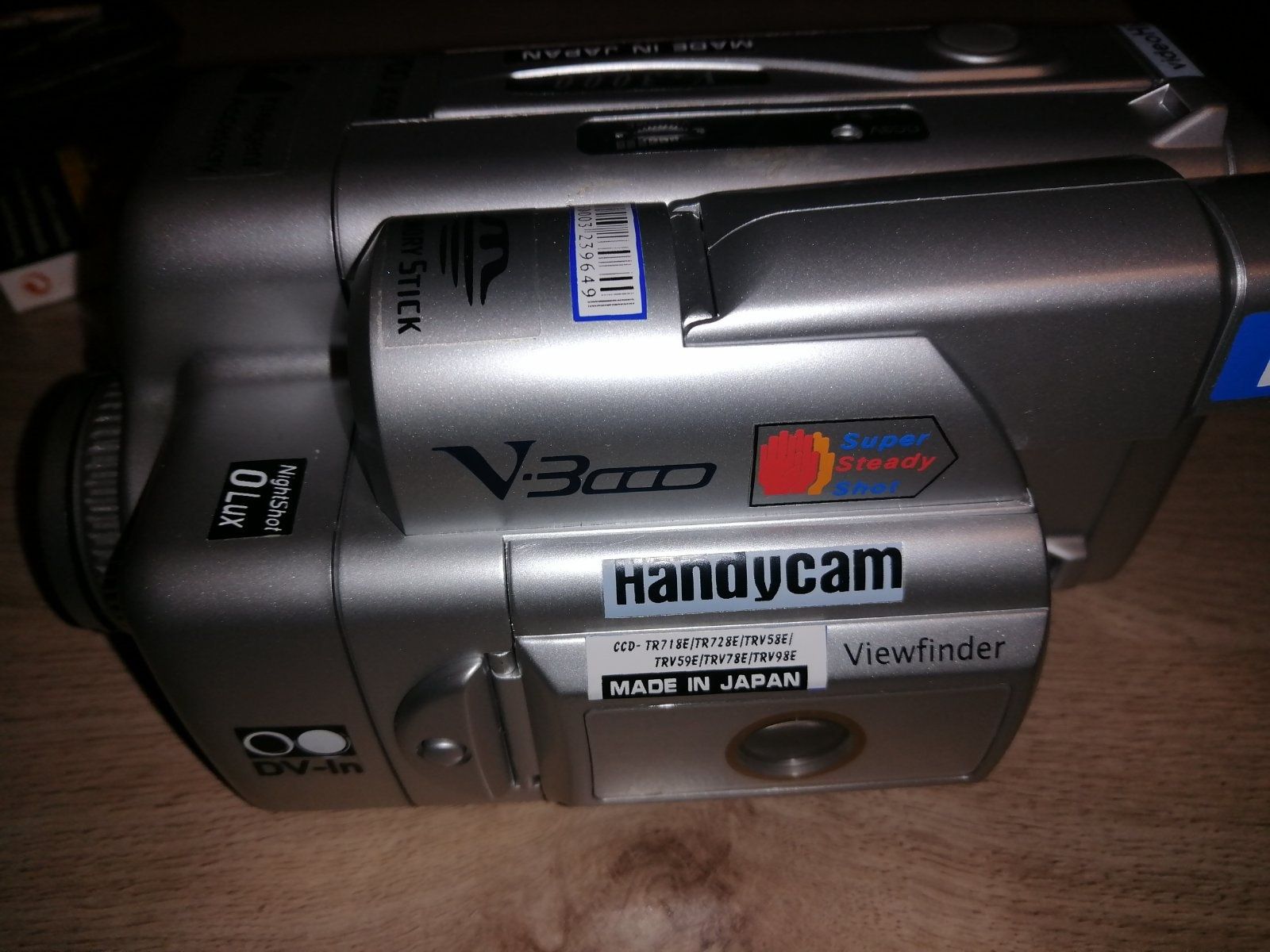 Sony V 3000 видеокамера