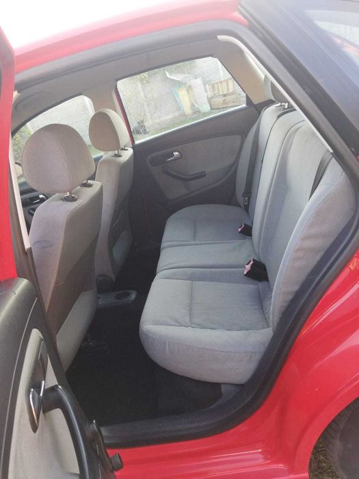 Seat ibiza, an fabricatie 2004