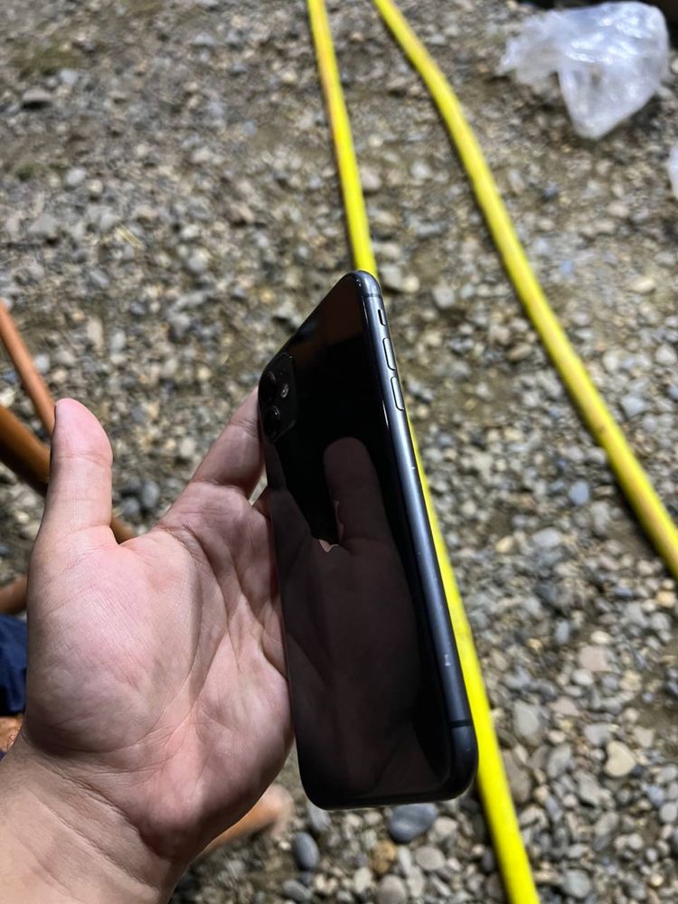 Iphon 11 ideal face id ishlamaydi