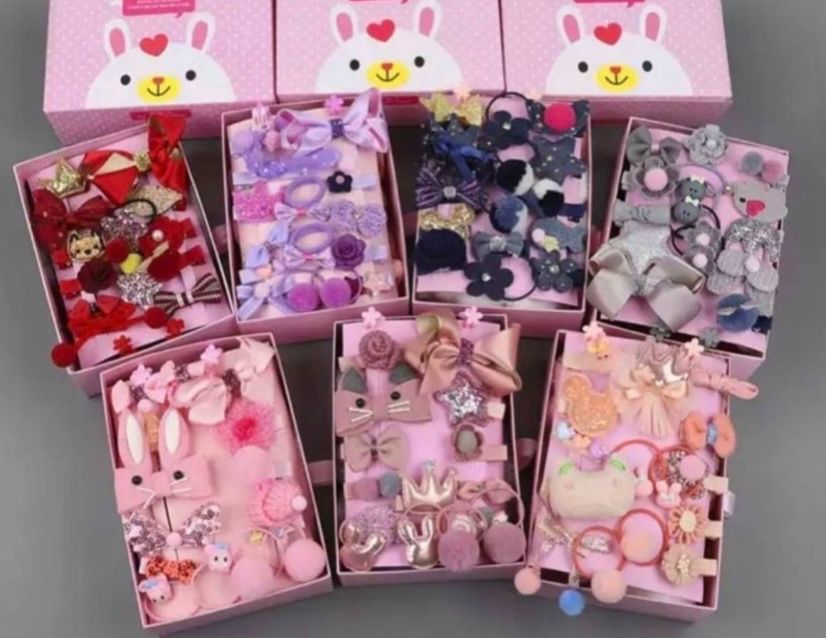 Набор резинок и заколок