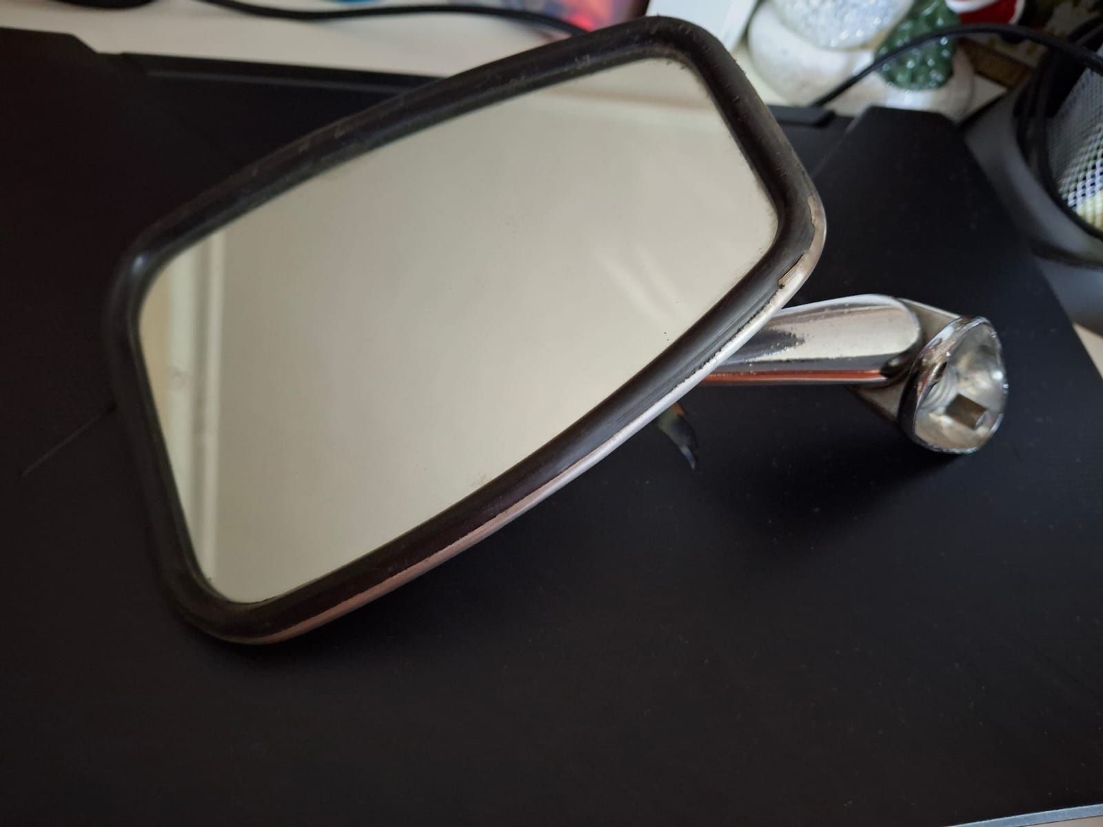 Vand oglinda inox dacia 1300 impecabila