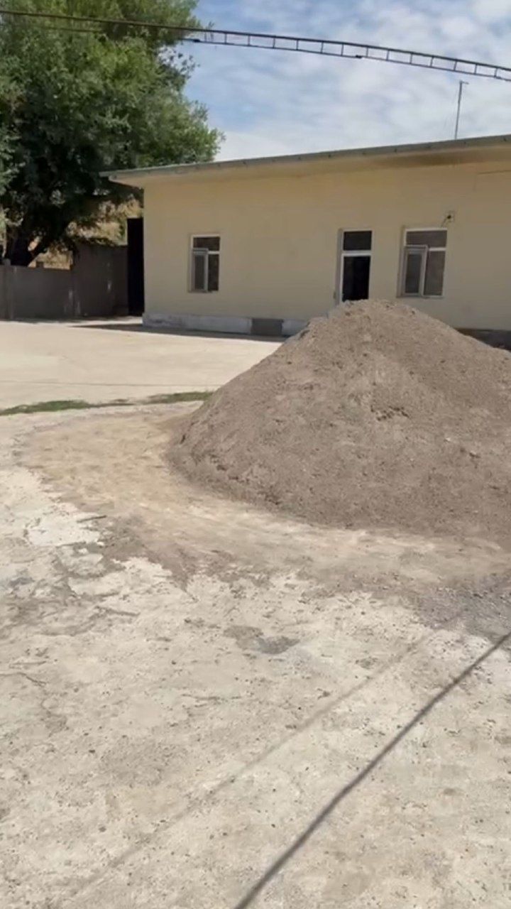 Нежилой  65 сот ер иморатлари билан Кибрай Маданият