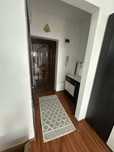 Ofer spre inchiriere apartament cu o camera