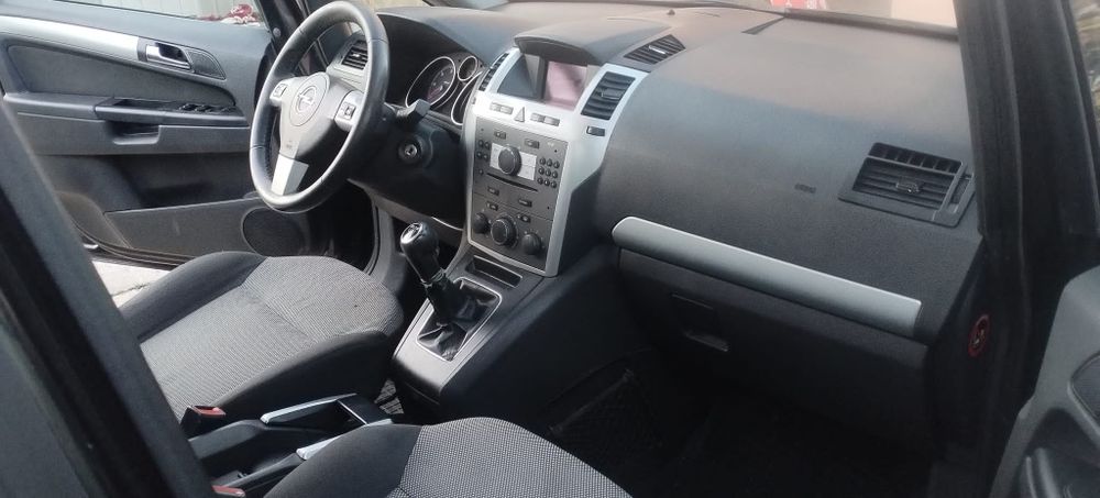 Vând Opel Zafira 7locuri