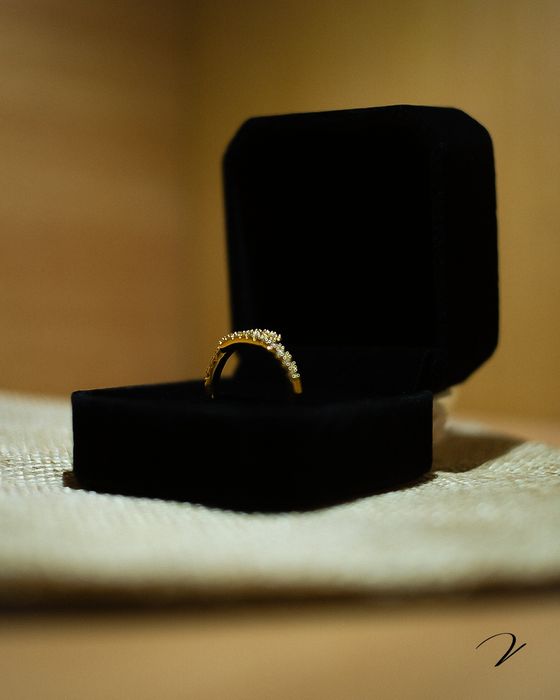 Inel Elegant cu Zirconii ca Diamantele