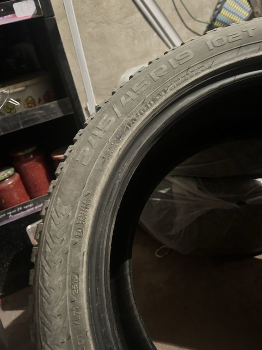 Продам зимнюю резину nokian types