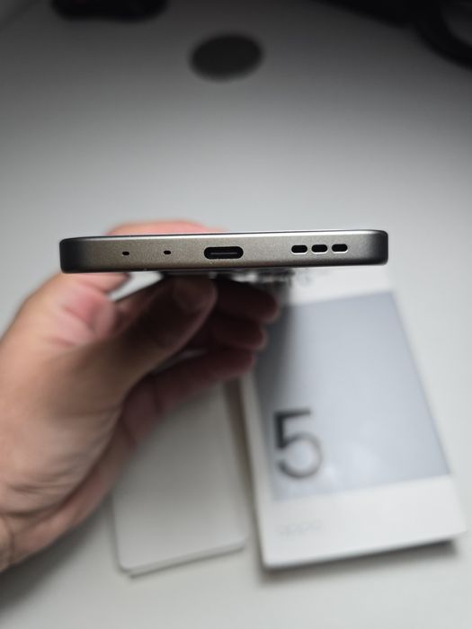 Telefon Oppo A5 Pro 5G