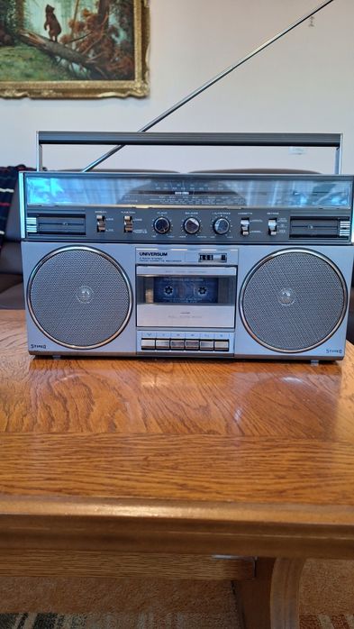 Radio cass Universum