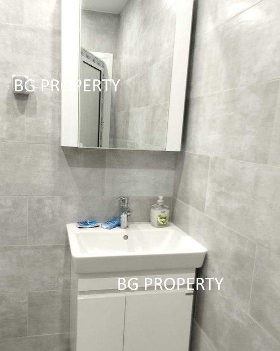 Продава се Тристаен апартамент в София, Белите брези - 90 кв.м за 2667 €/кв.м - Снимка #1