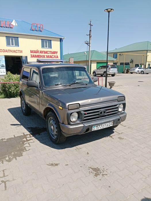 Продам ниву 2015 года