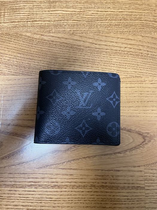 Продавам портмоне Louis Vuitton