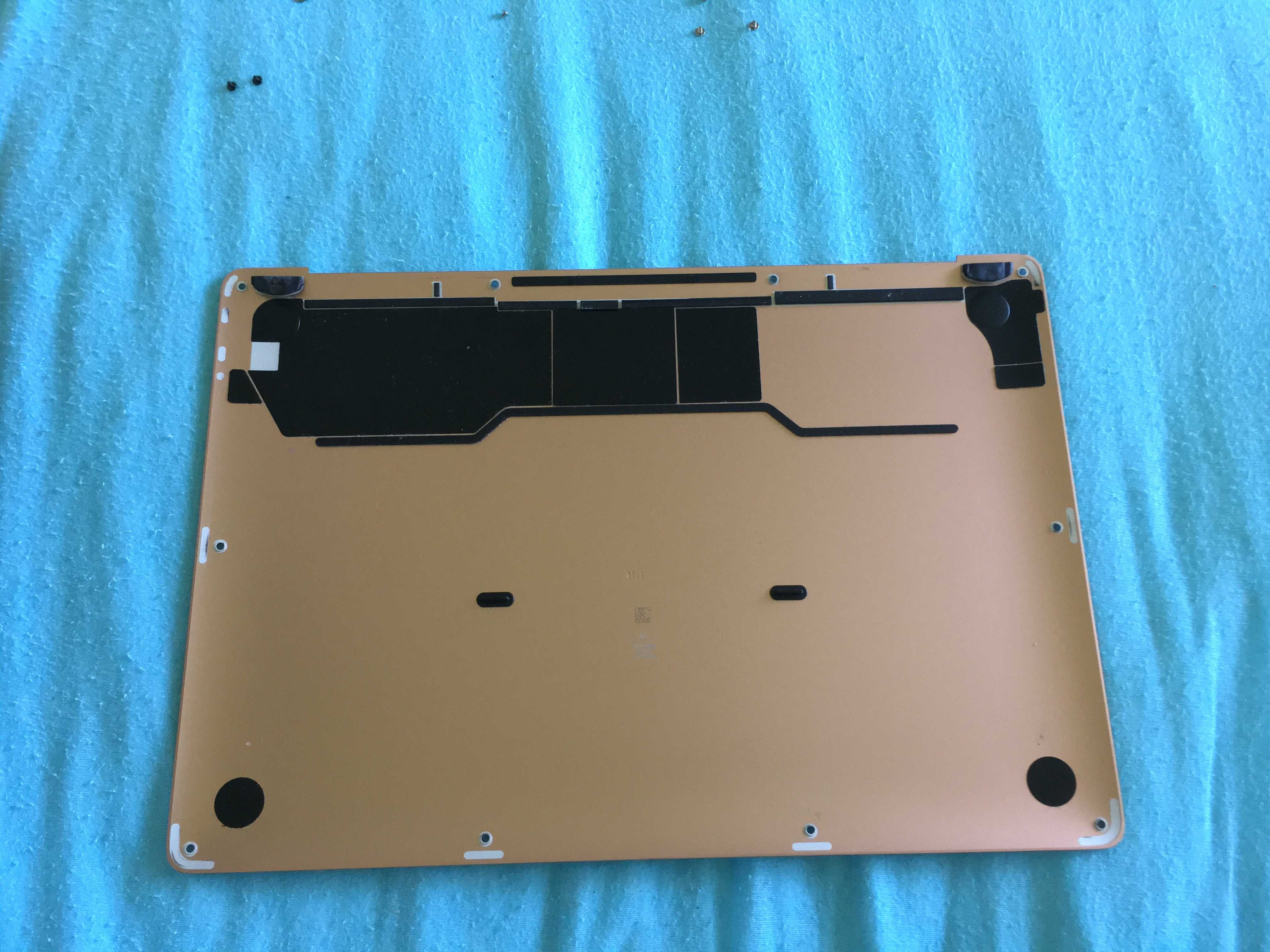 capac spate macbook air 13" rose gold 2018, 2019, 2020