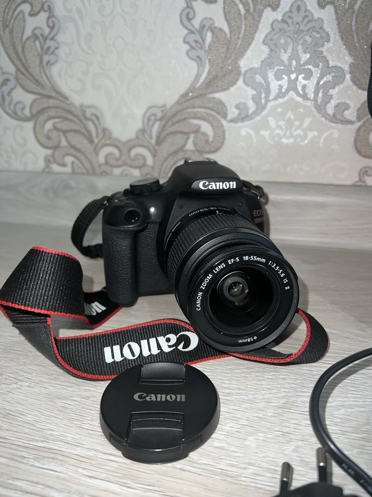 Продаю Фотоаппарат CANON EOS 1200D 18-55 IS II