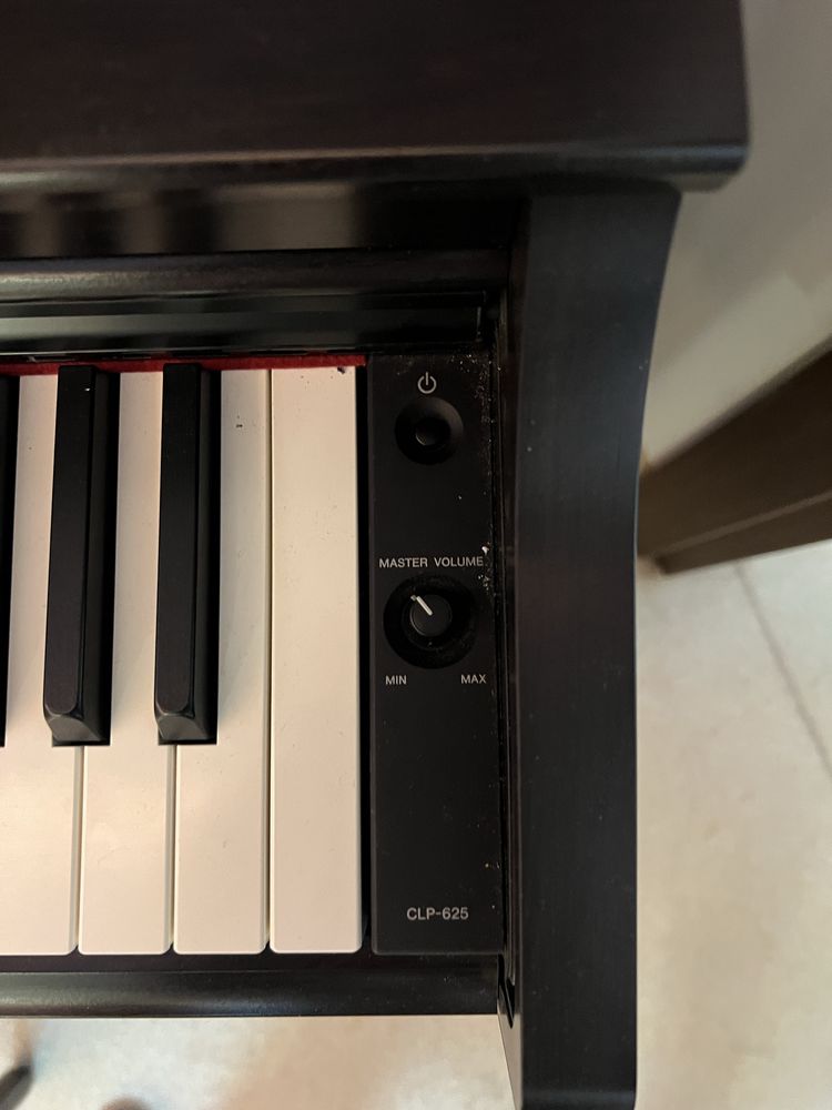Pian Yamaha Clavinova CLP-625 VAND URGENT