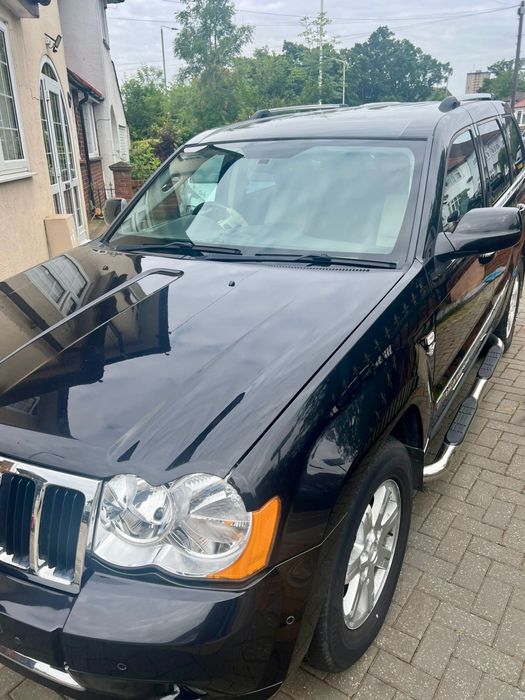Dezmembrez Jeep motor 3.0 model 2010 v6 motor