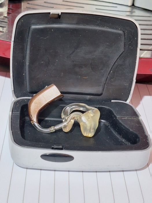 Aparat , proteza auditiva Oticom