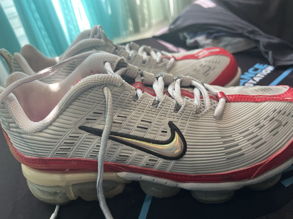 Два чифта матаронки Nike