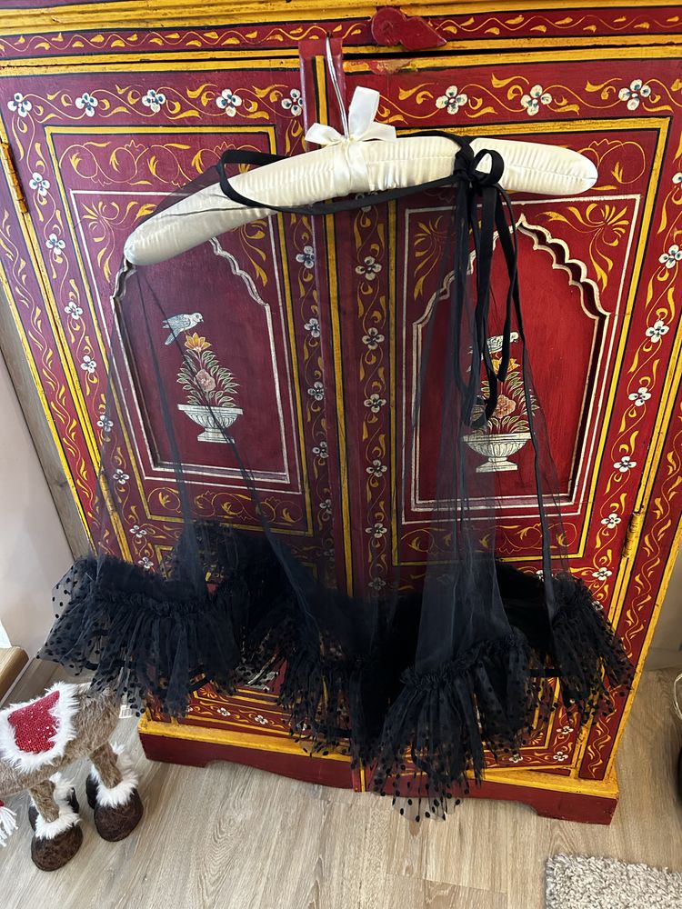 Fusta voal neagra