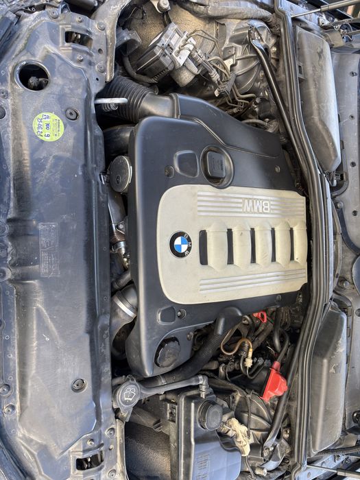 Vând Bmw E60 525d
