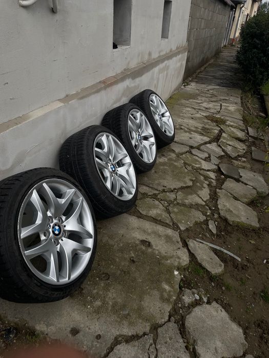 Vând jante BMW R18