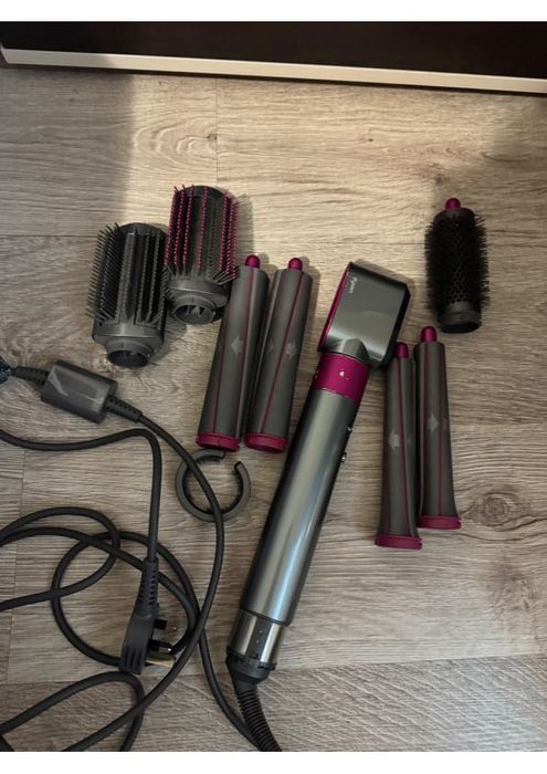 Dyson Air Wrap Pink