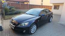 Vând Lexus is220 d