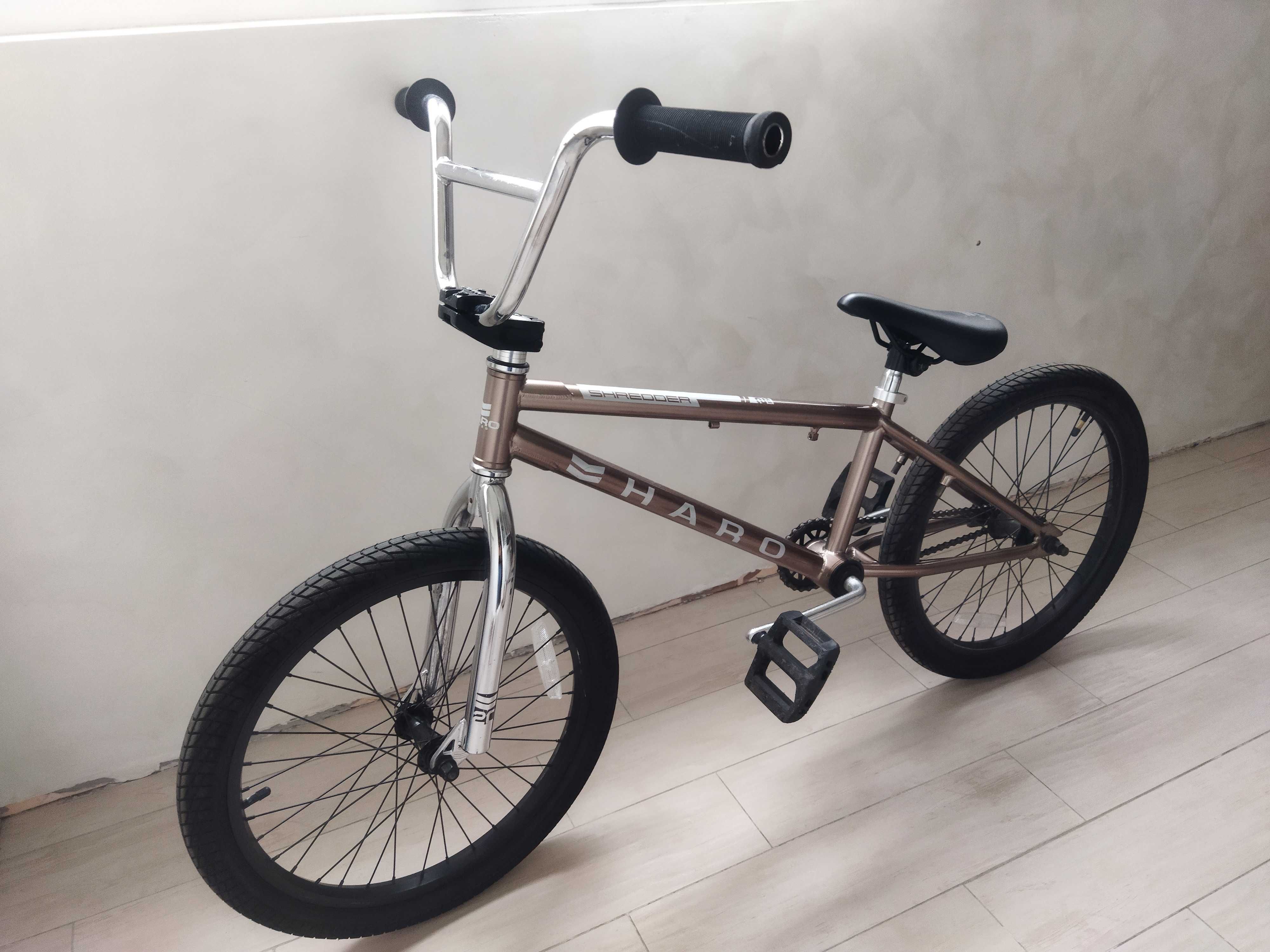 Велосипед BMX (трюковой)