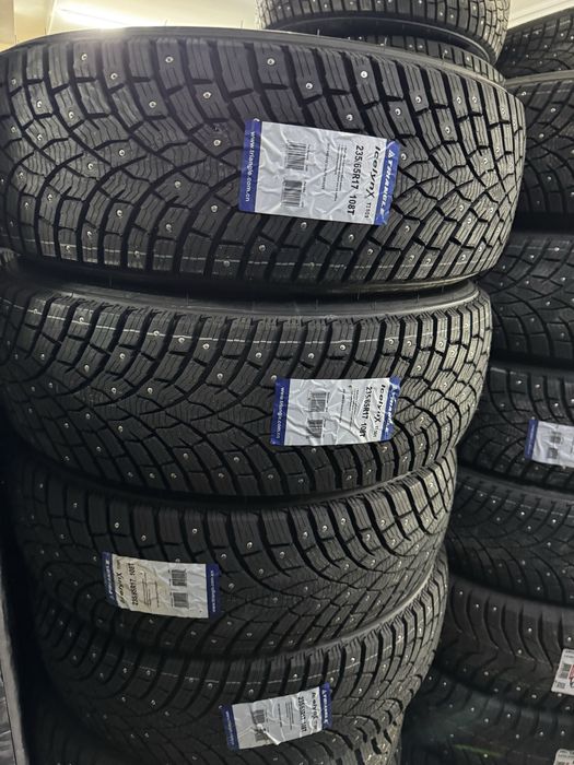 Шины новые шипы 235/65 R17 зима покрышки резина колеса