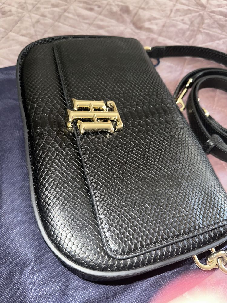 Чанта Tommy Hilfiger