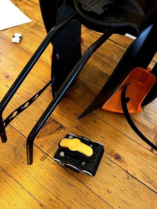 Детската седалка / Столче за велосипед BELLELLI Tiger