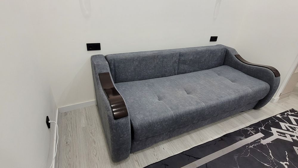 Продам диван б/у