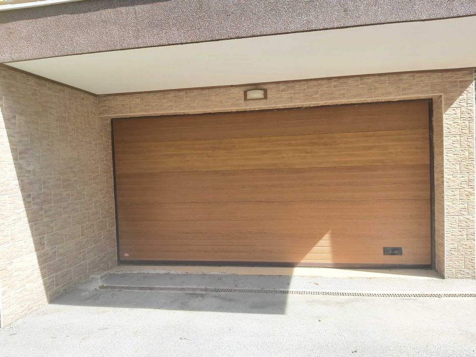 Двоен гараж под наем в к-с Макси, Симеоново