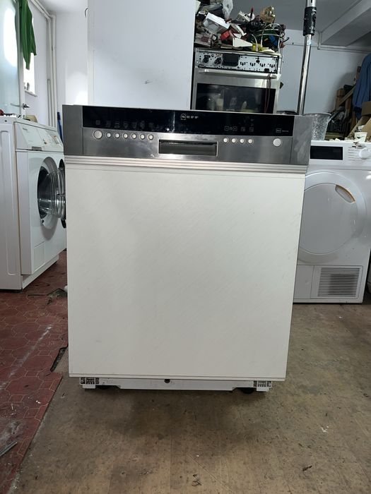 Masina de spalat vase Neff