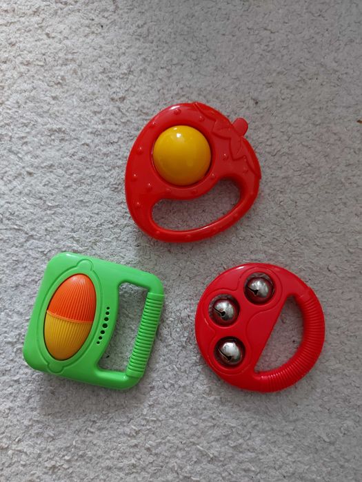 Vand jucarii pt bebelusi