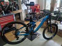 Bike Downhill Giant Glory Carbon
