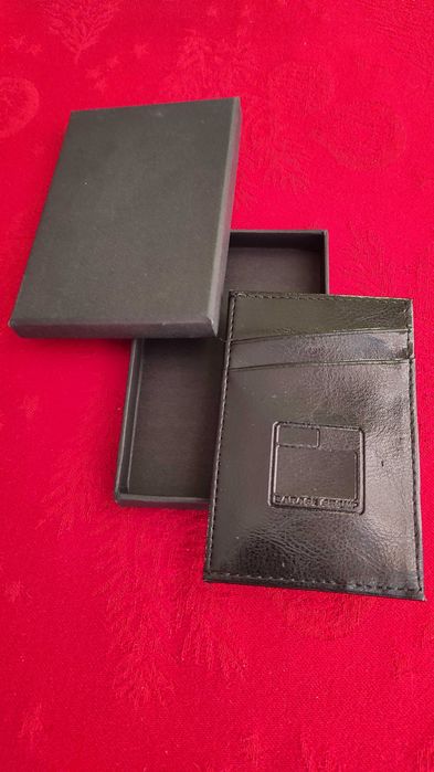 Картодържател, Card holder