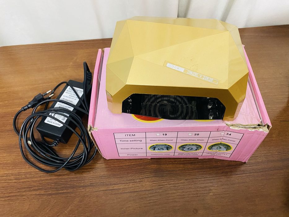 Продам лед лампу для маникюра