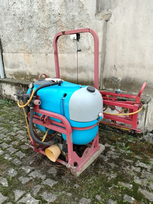Tractor Kubota gt3 cu pachet de utilaj preț 16400 euro pentru tot  pac