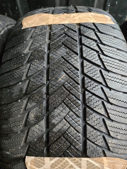 Anvelope iarna Bridgestone 19”